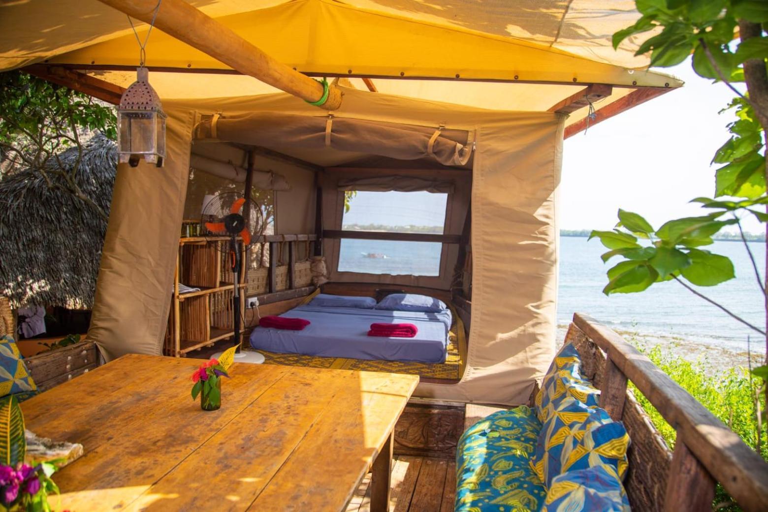Firefly Eco Retreat Villa Shimoni Eksteriør bilde